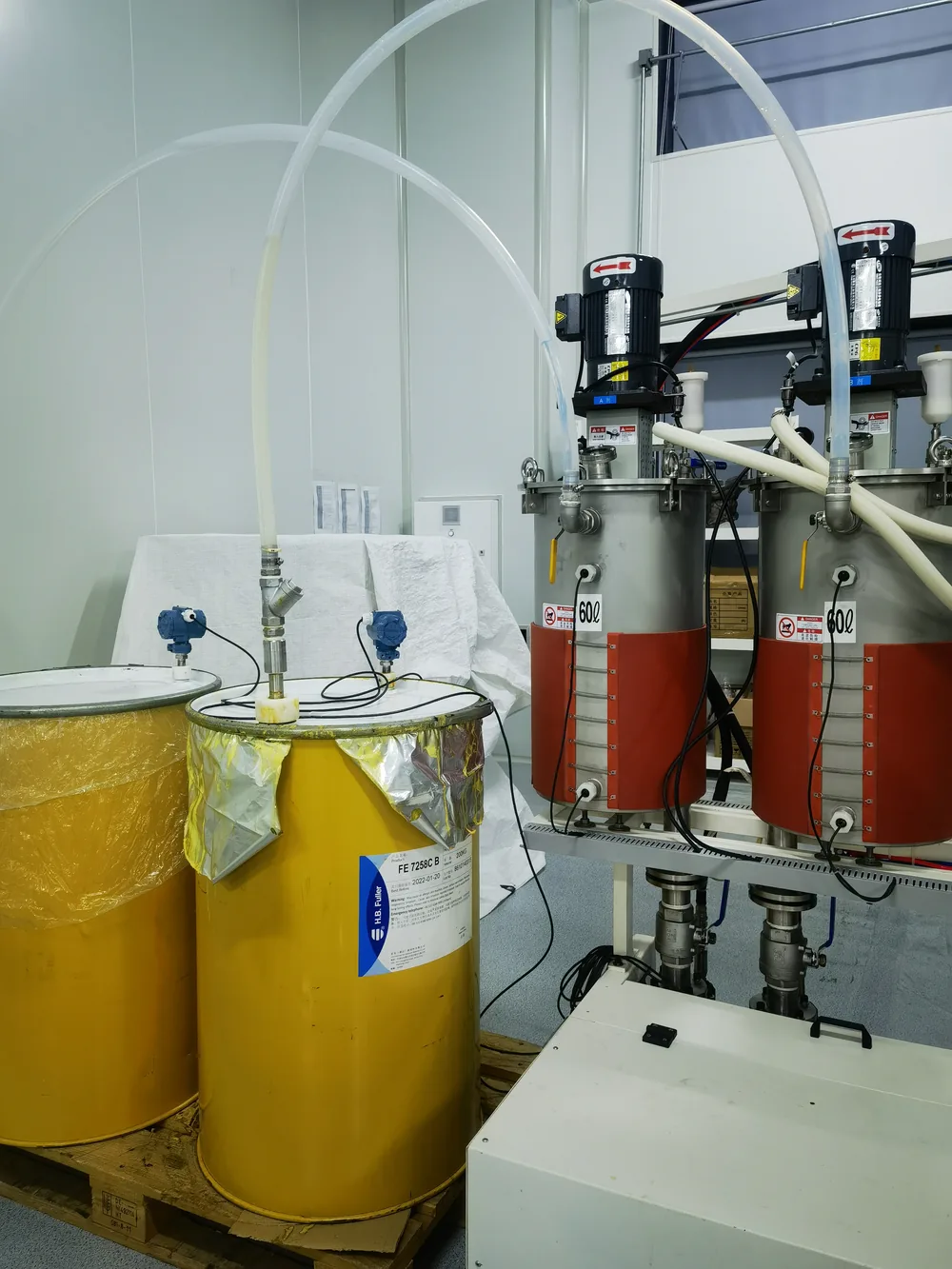 PU and epoxy adhesive station for industrial reuse RO element production at the WECOME plant