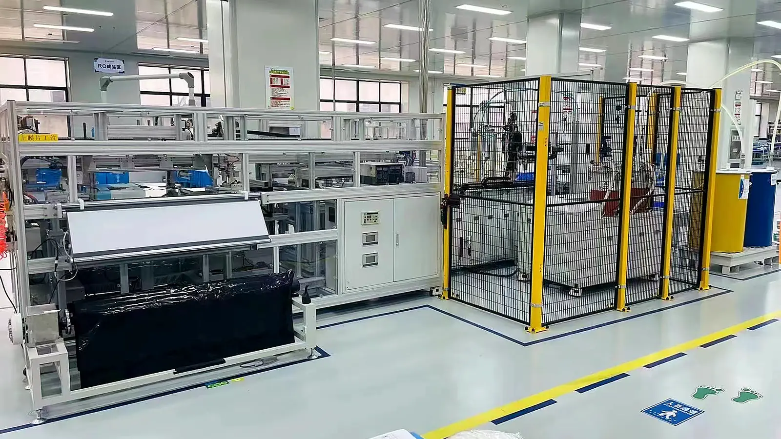 Automated RO membrane production equipment in a clean factory workshop